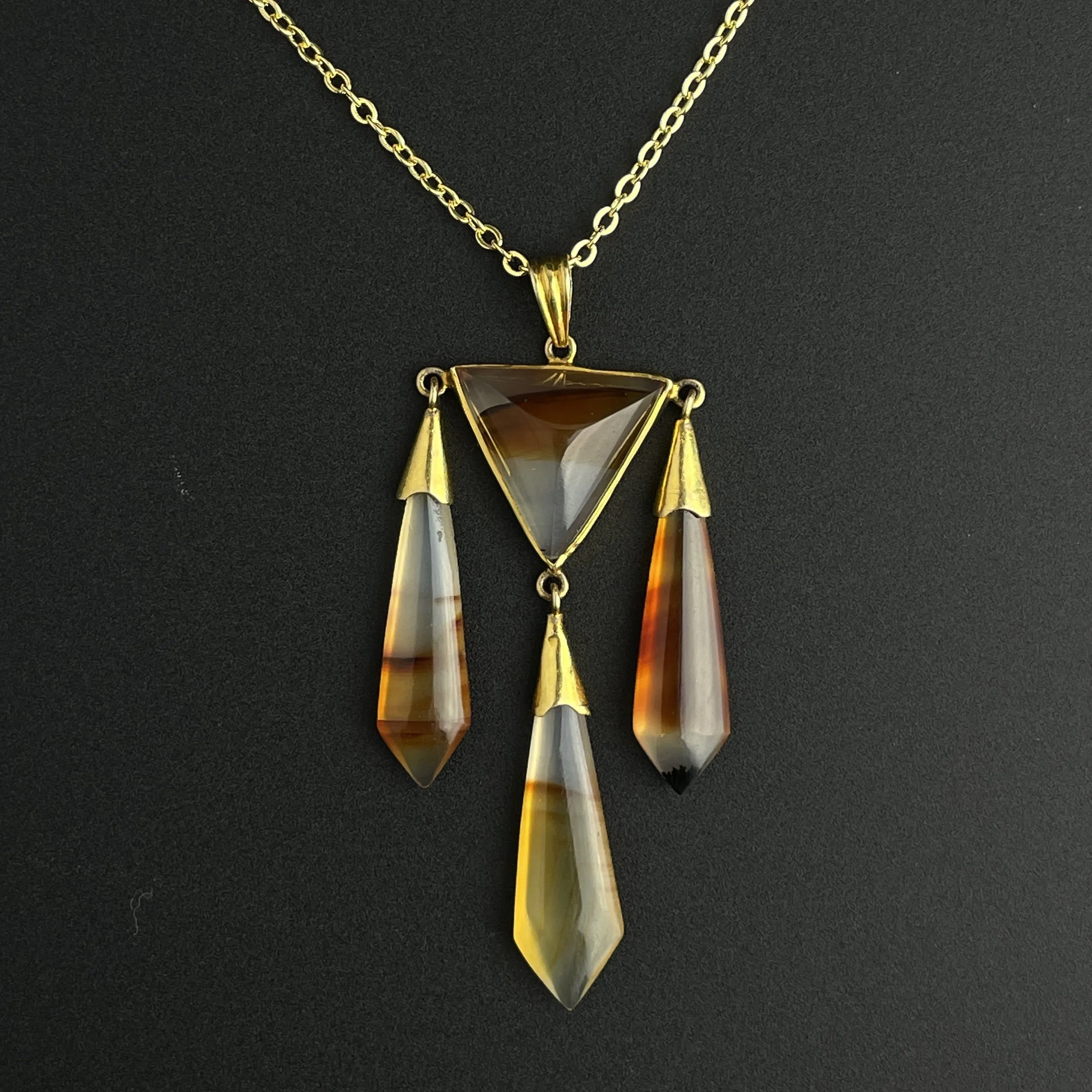 Antique Victorian Gold Sugarloaf Scottish Agate Necklace