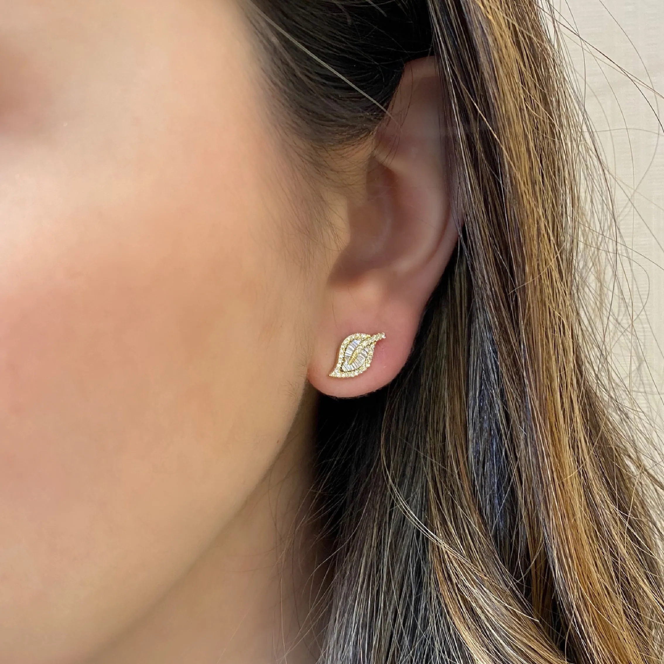 Baguette Diamond Leaf Stud Earrings