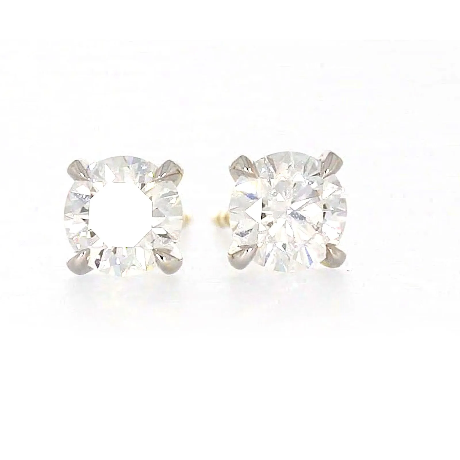 Celebration 9ct Yellow Gold Round Brilliant Cut 1 CARAT tw of Certified Lab Grown Diamonds Stud Earrings