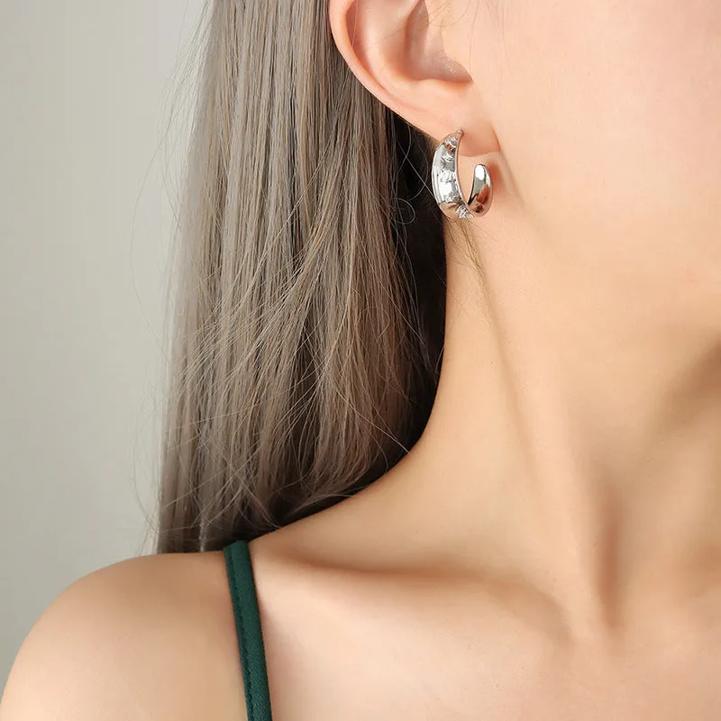 Cold Street Style Zircon C-Shaped Earrings with Copper Material