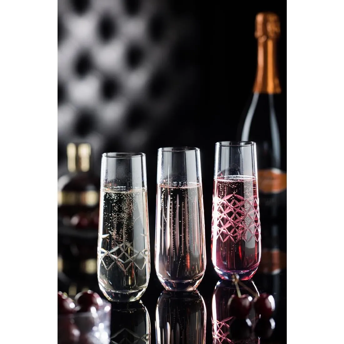 CZ060 Utopia Raffles Diamond Champagne Glasses 300ml (Pack of 6)