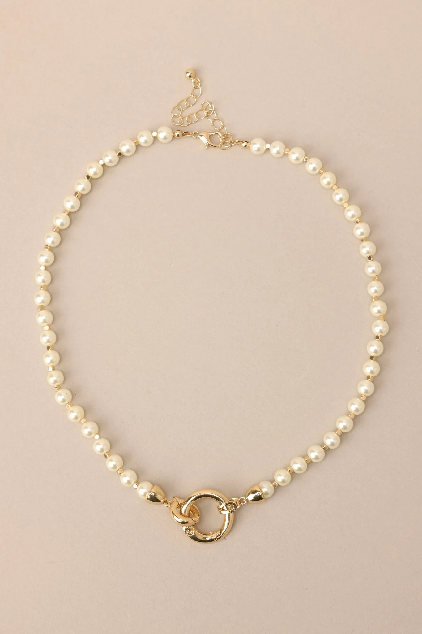 Daydreaming Pearl Necklace