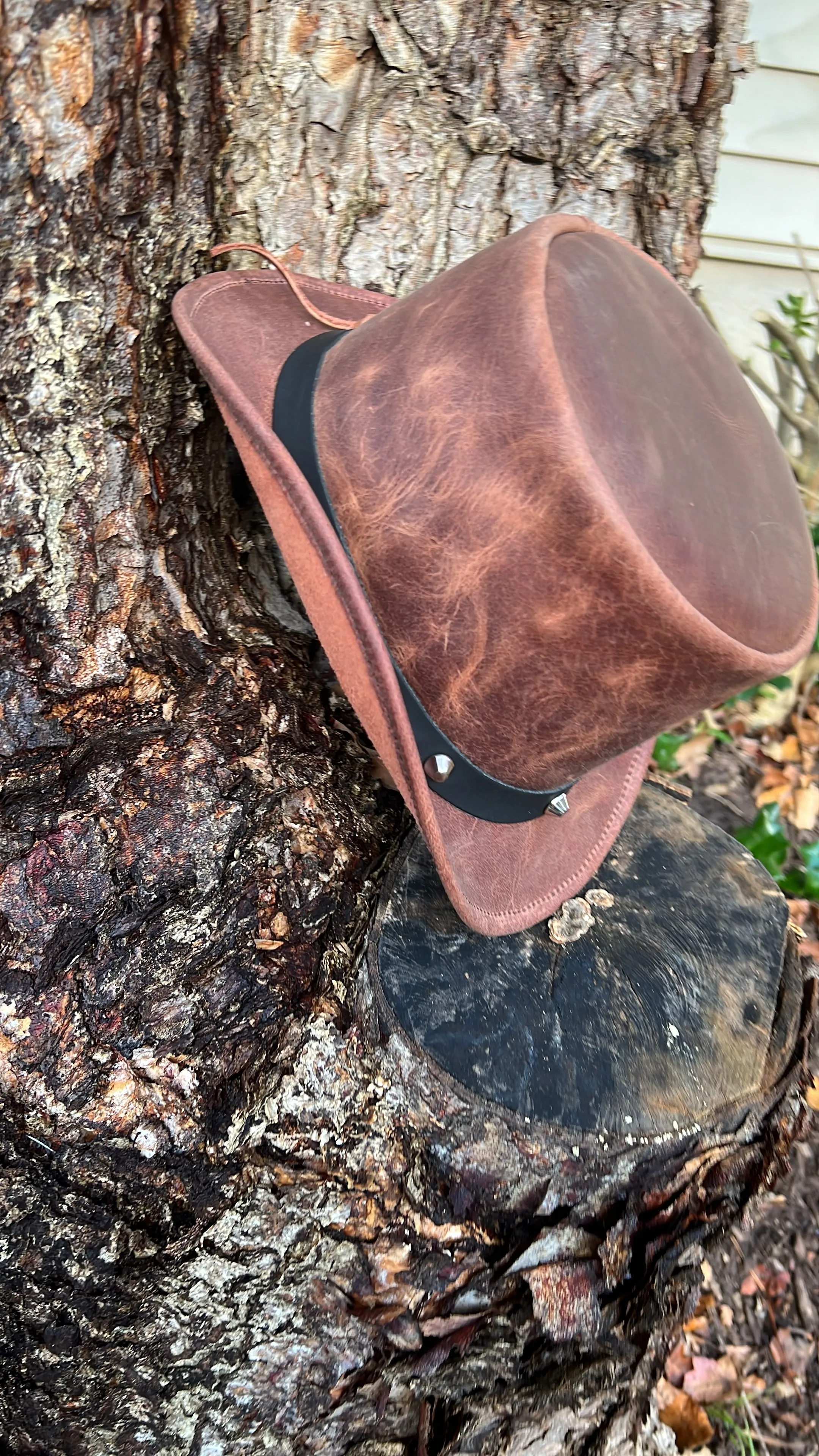 Distressed Style Classic Genuine Brown Leather Top Hat