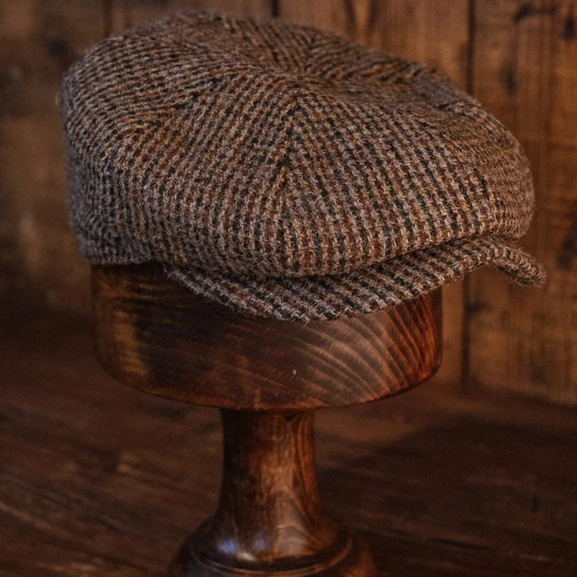 Eight Piece Pine Harris Tweed Newsboy Cap