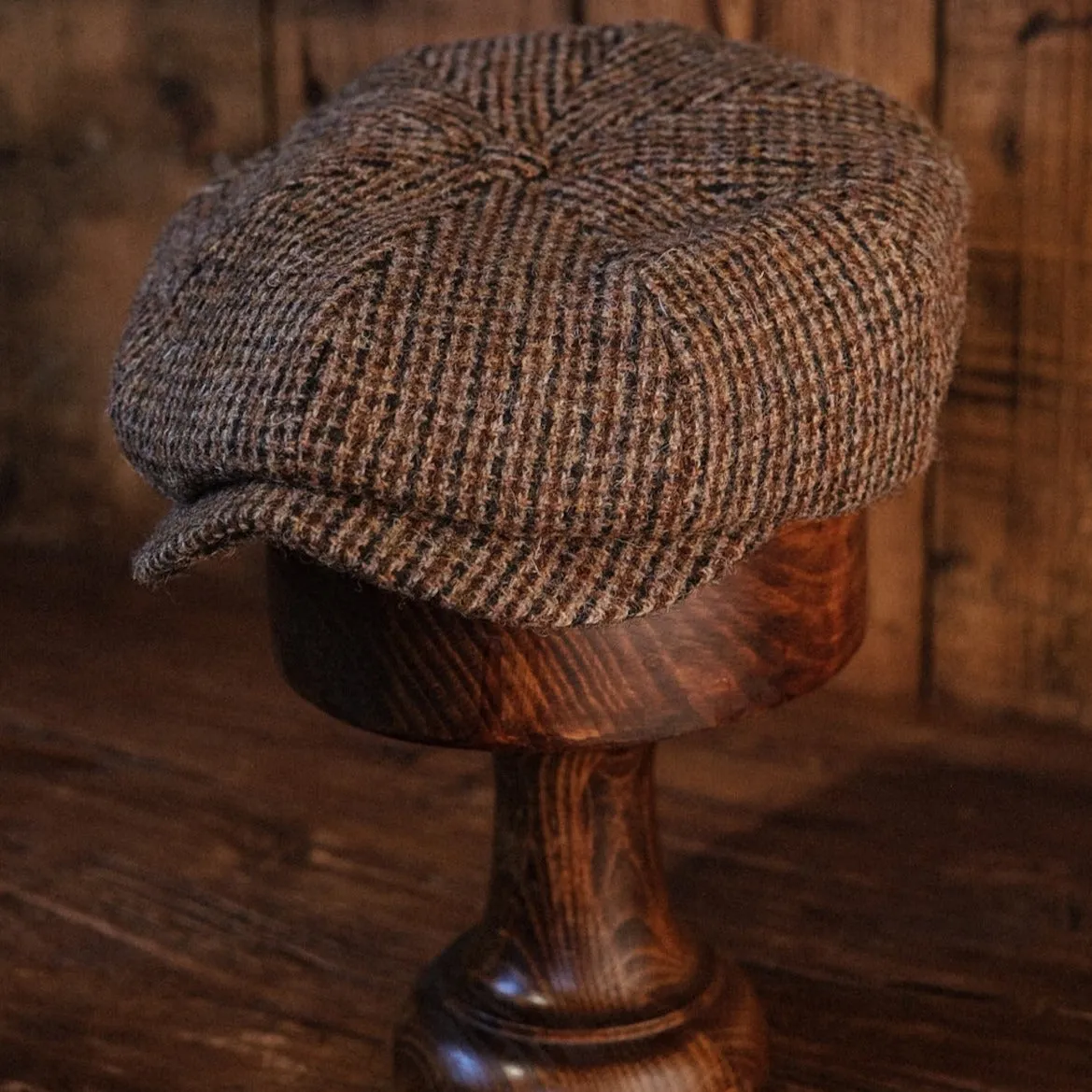 Eight Piece Pine Harris Tweed Newsboy Cap