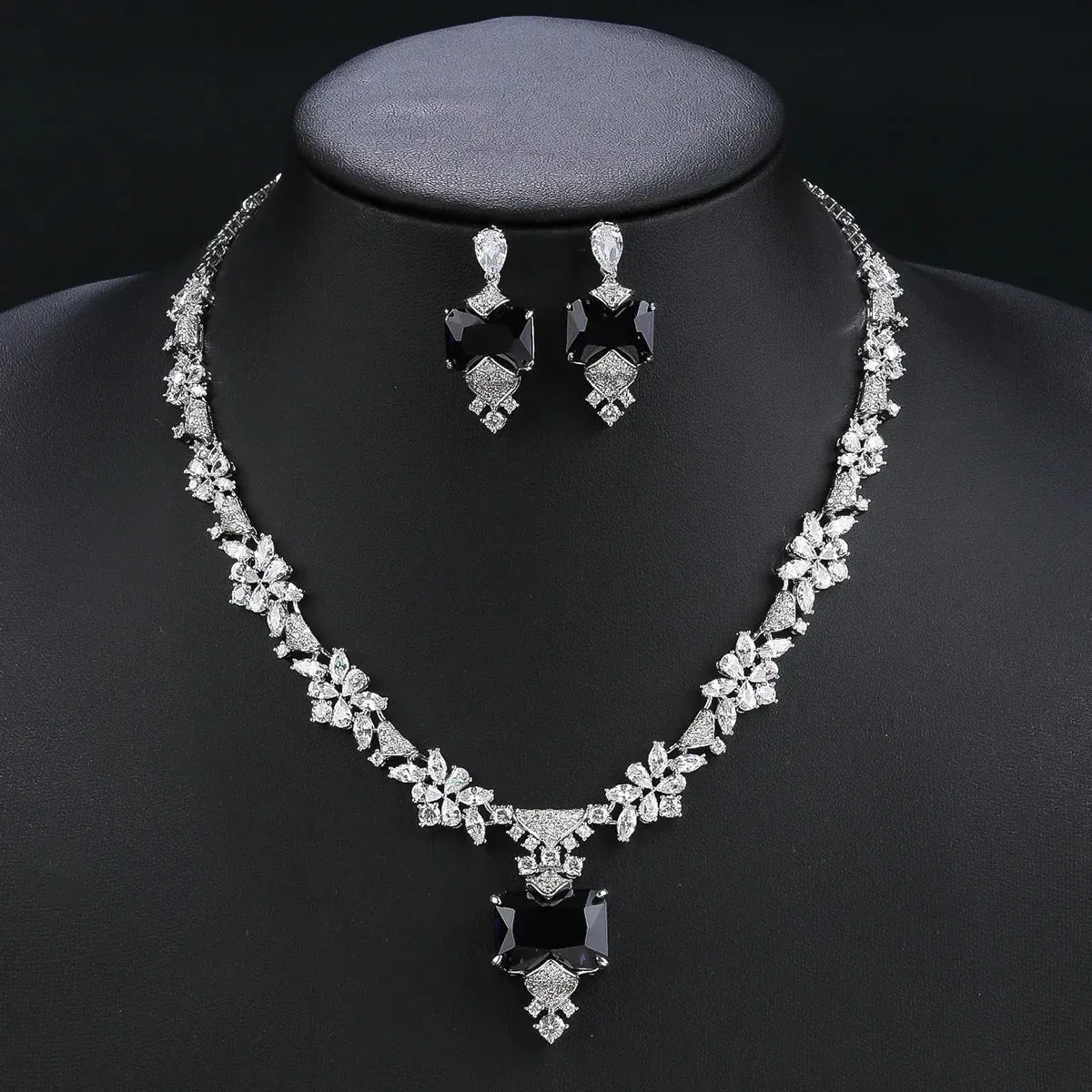 Elegant CZ Cubic Zirconia Pendant Necklace  Earrings Set Bridal Wedding Jewelry Sets for Women Gift CN11260