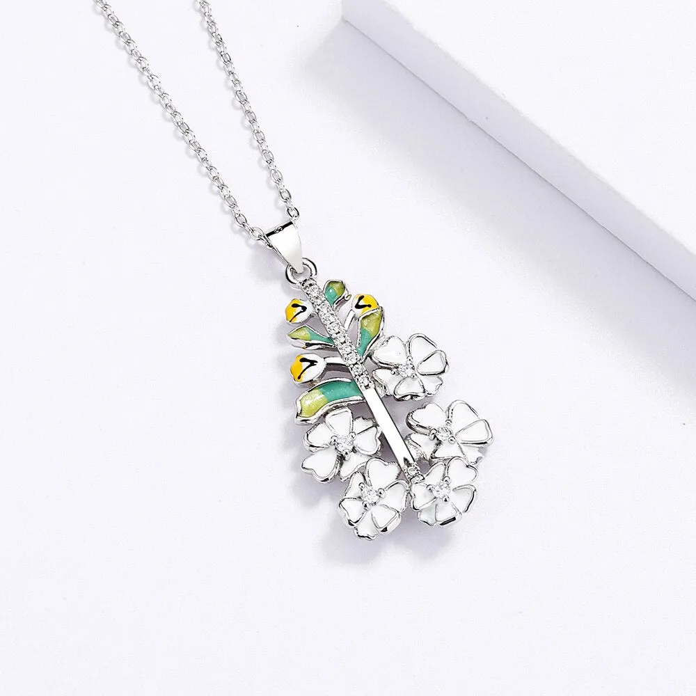 Exquisite White Flower  Enamel Pendant Necklaces with Zircon in 925 Sterling Silver