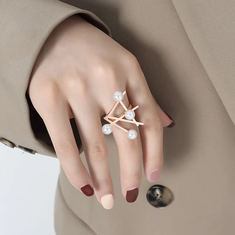 Eye-catching Geometric Pearl Ring and Bracelet Set