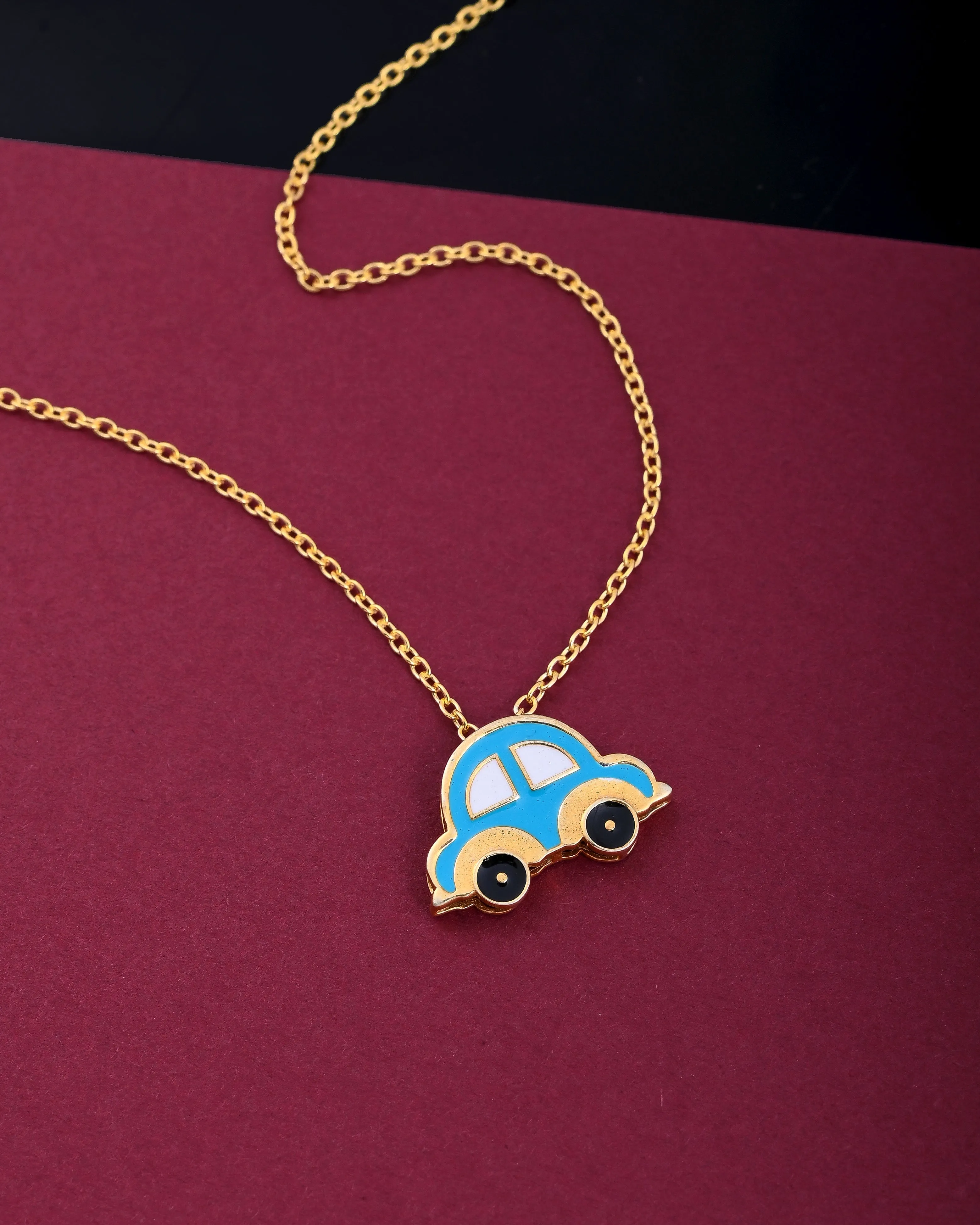 I JUELS ; LIVE THE EMOTIONS 925 Sterling Silver Car Pendant with chain for Kids. 