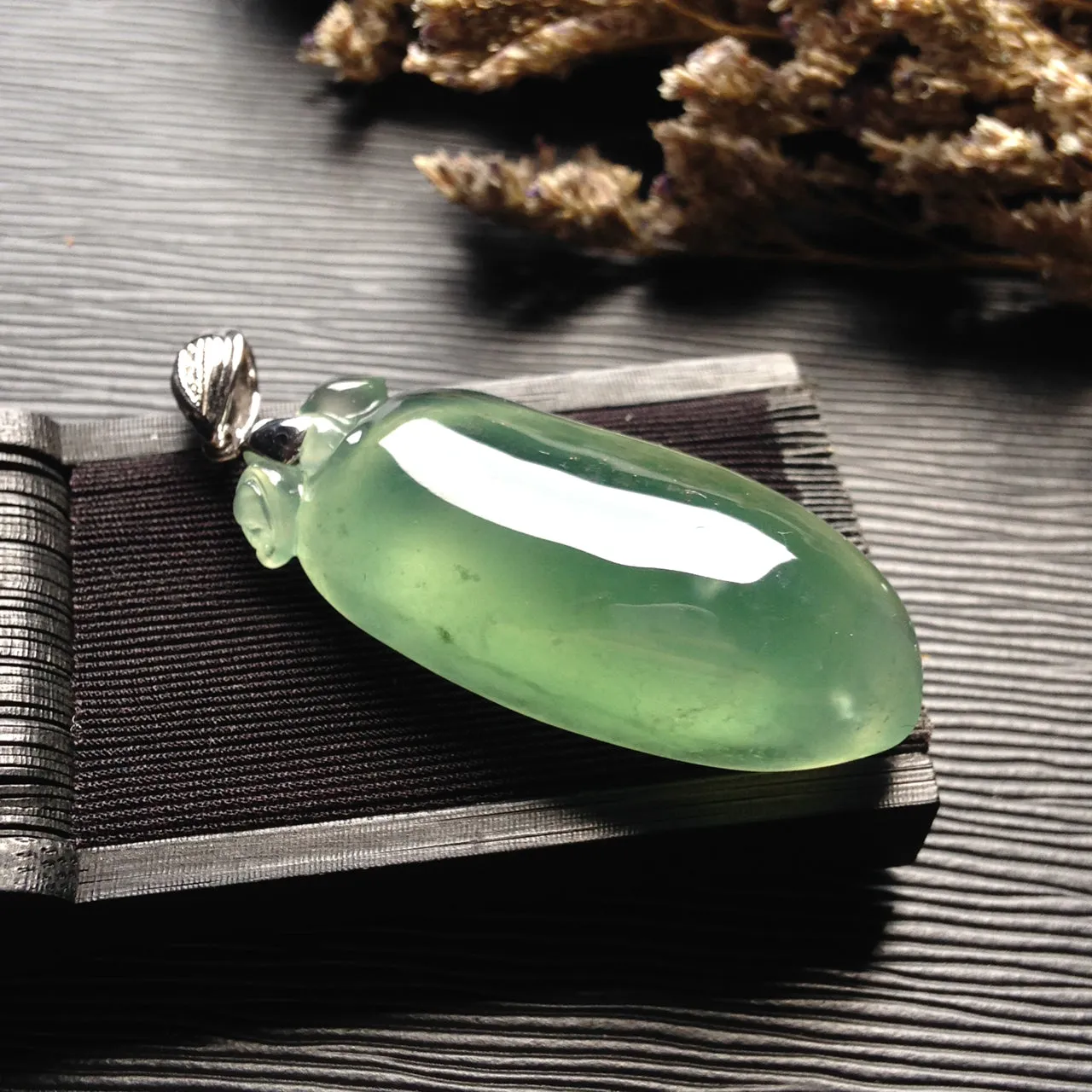 Natural Jade Pendant Jadeite Pendant PT521