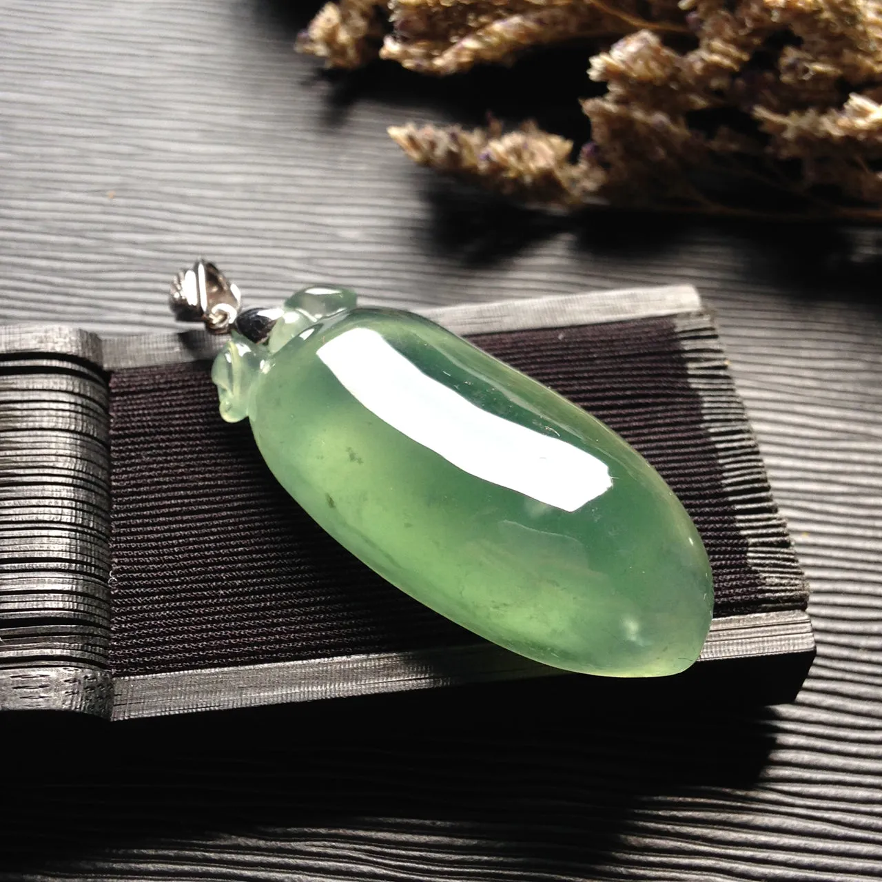 Natural Jade Pendant Jadeite Pendant PT521