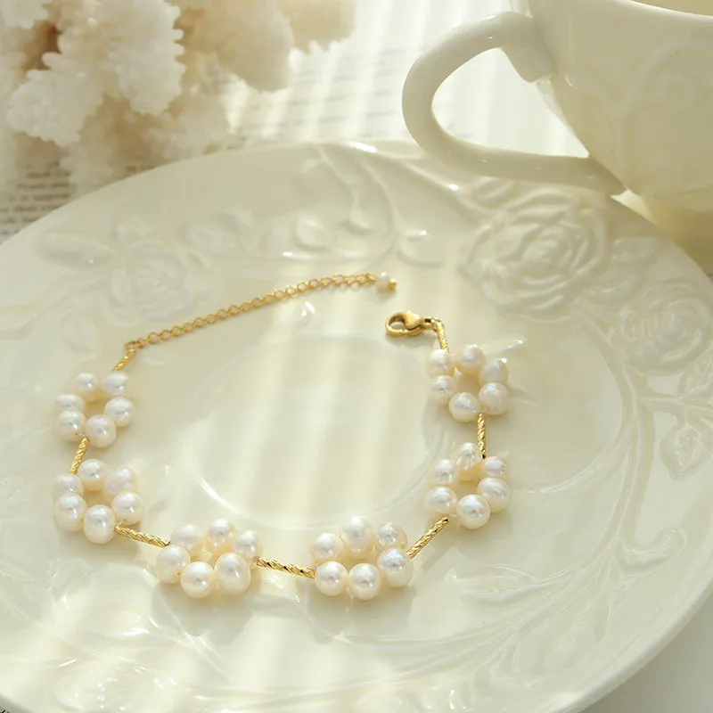 Pearl Flower Floating Bracelet