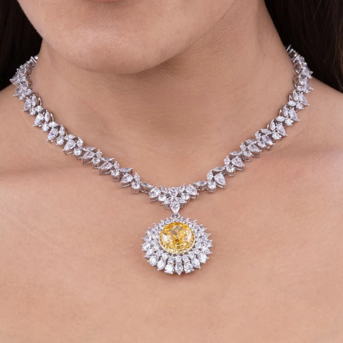 Royal Carina Statement Necklace