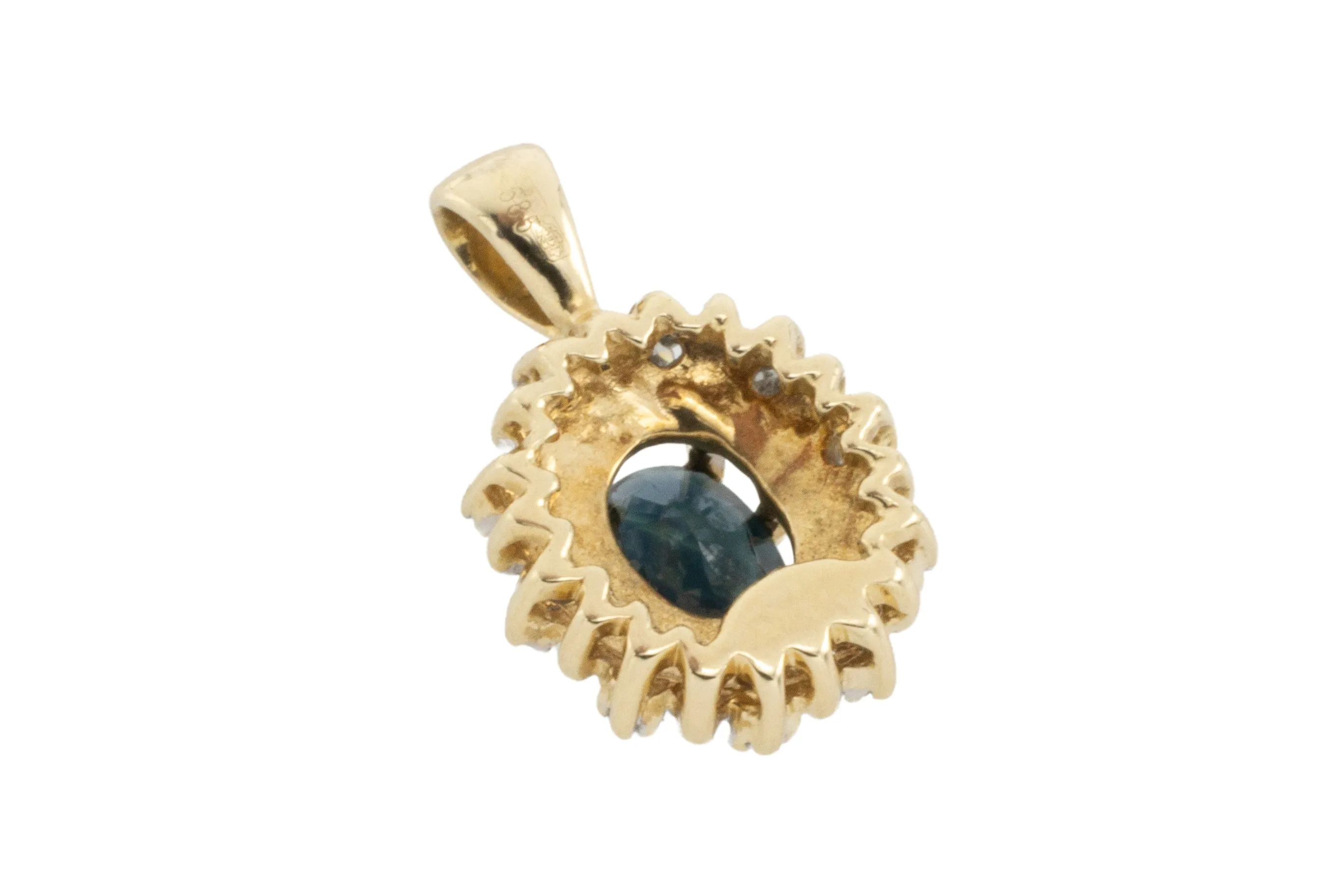 Sapphire and diamond pendant in 14 carat gold