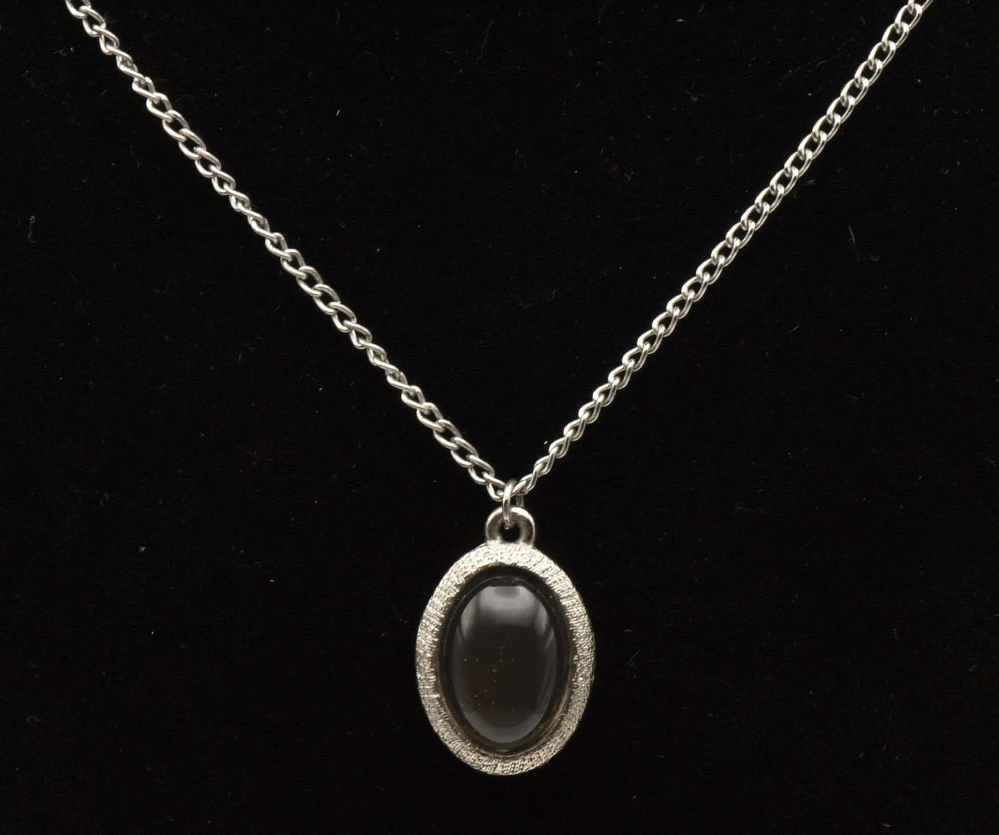 Silver Tone Metal Gray Glass Cabochon Pendant on Chain Necklace - 16"