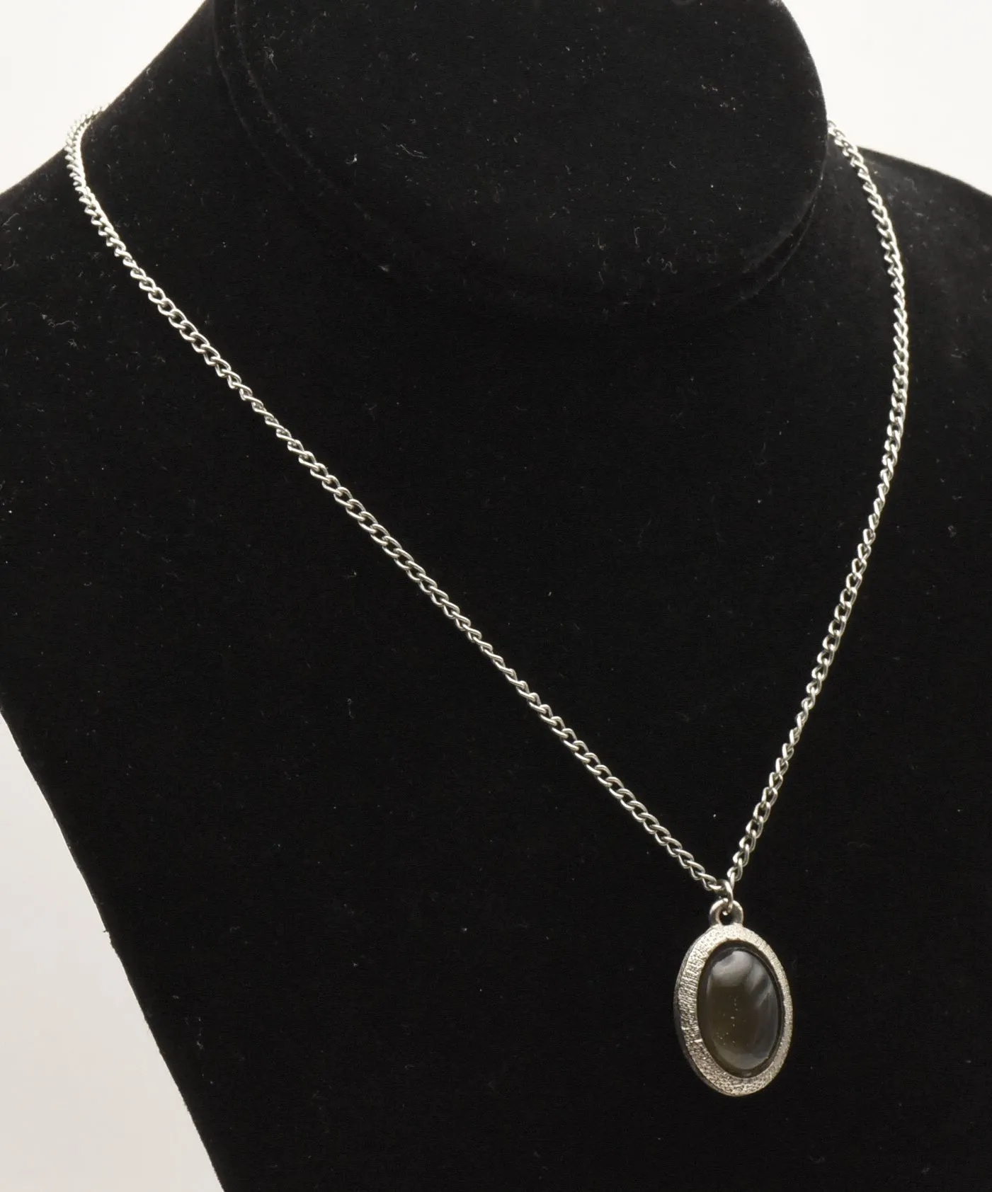 Silver Tone Metal Gray Glass Cabochon Pendant on Chain Necklace - 16"